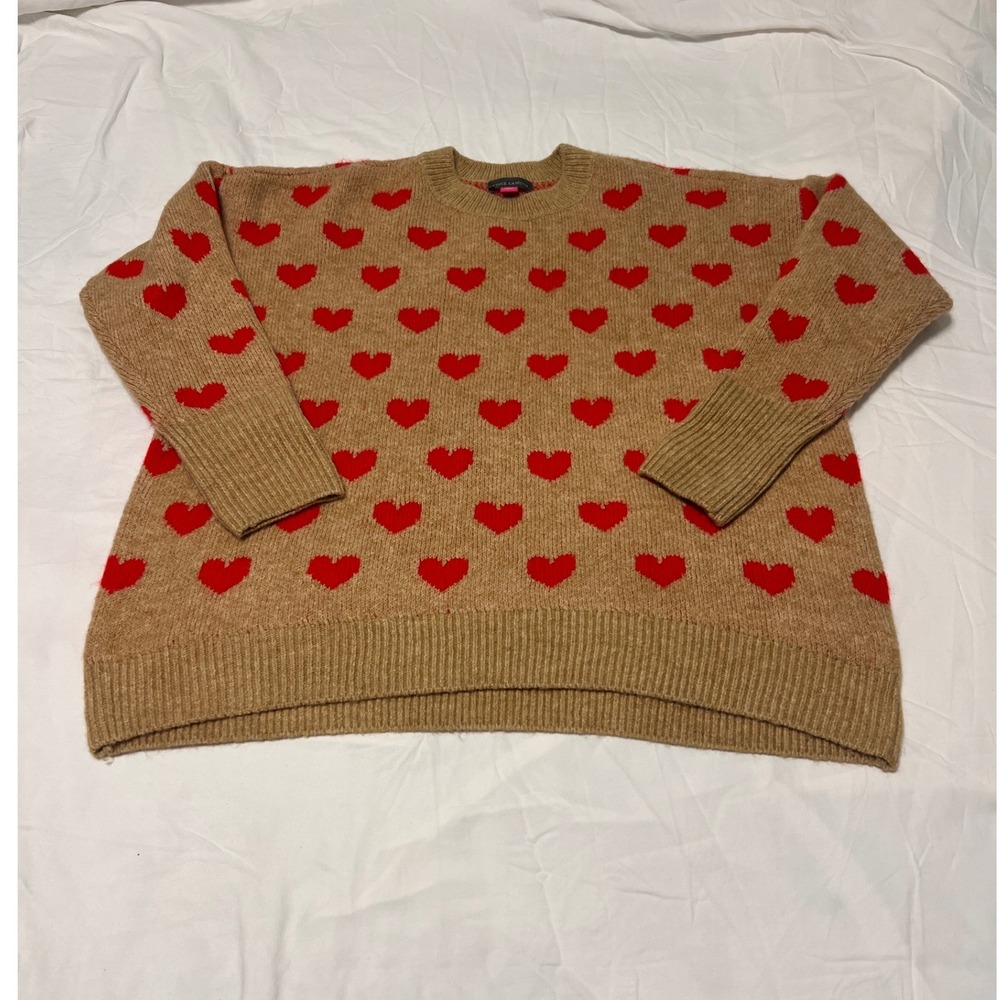 Vince Camuto Women XS Heart Print Crewneck Sweater Tan Red Relaxed Pullover